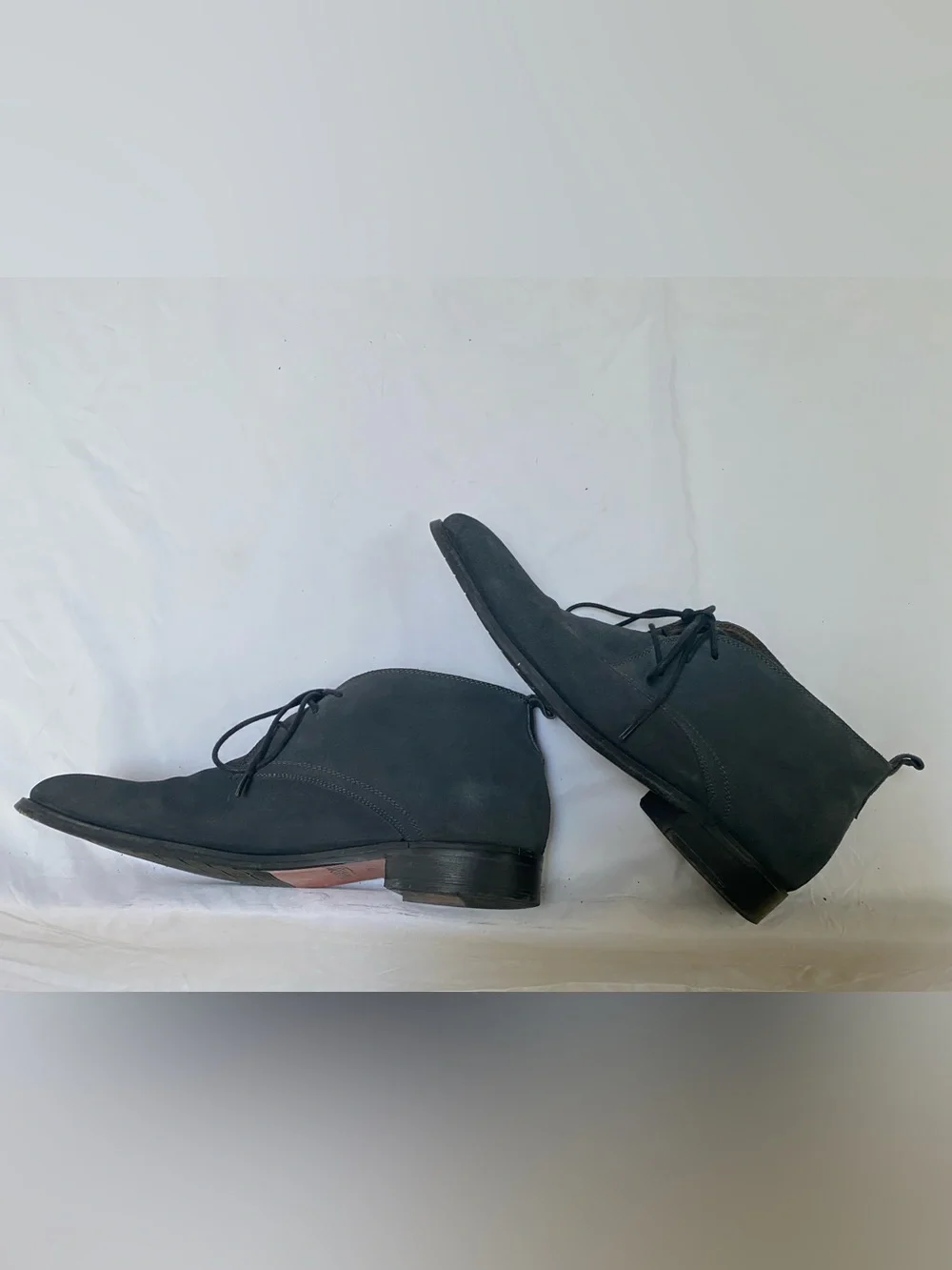 Gray Men's Suede Chukka Boots